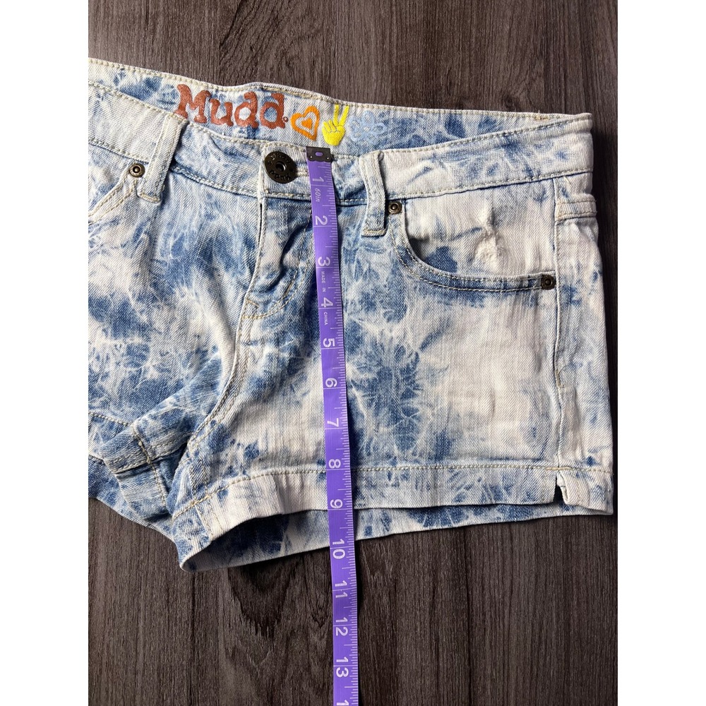 Vintage Y2K Mudd Acid Wash Denim Shorts Low Rise Size 9 Distressed - Picture 6 of 7